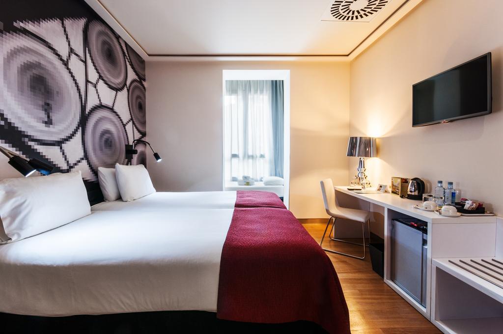 Hotel Bcn Design برشلونة المظهر الخارجي الصورة A room at the hotel