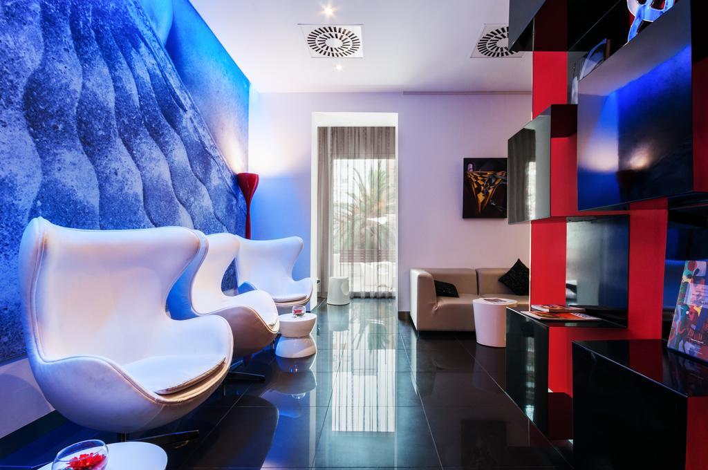 Hotel Bcn Design برشلونة المظهر الخارجي الصورة The interior of the hotel