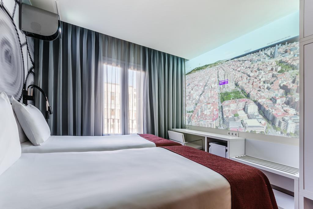 Hotel Bcn Design برشلونة المظهر الخارجي الصورة A room at the hotel
